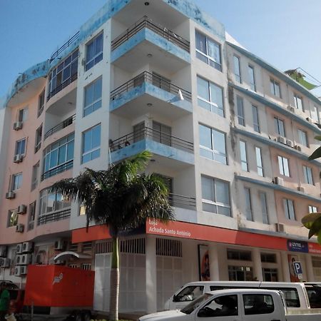 Bright Apartment In The Town Center Praia Ngoại thất bức ảnh